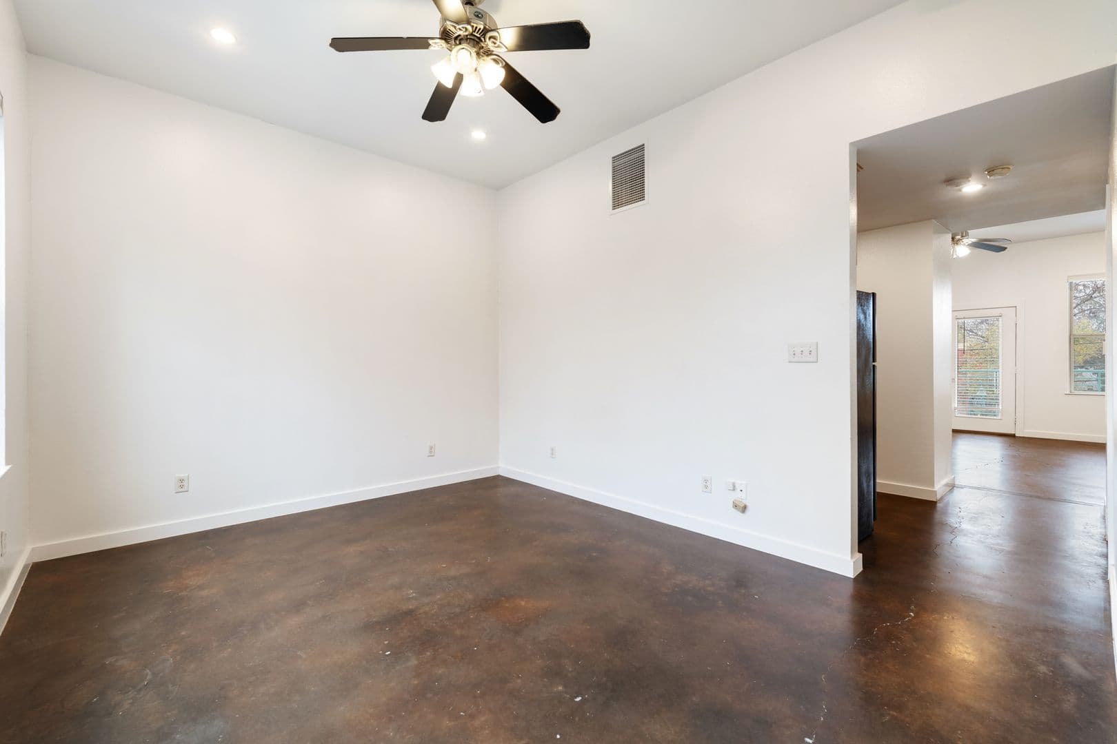 Austin Apartment: 2601 East 7th Street