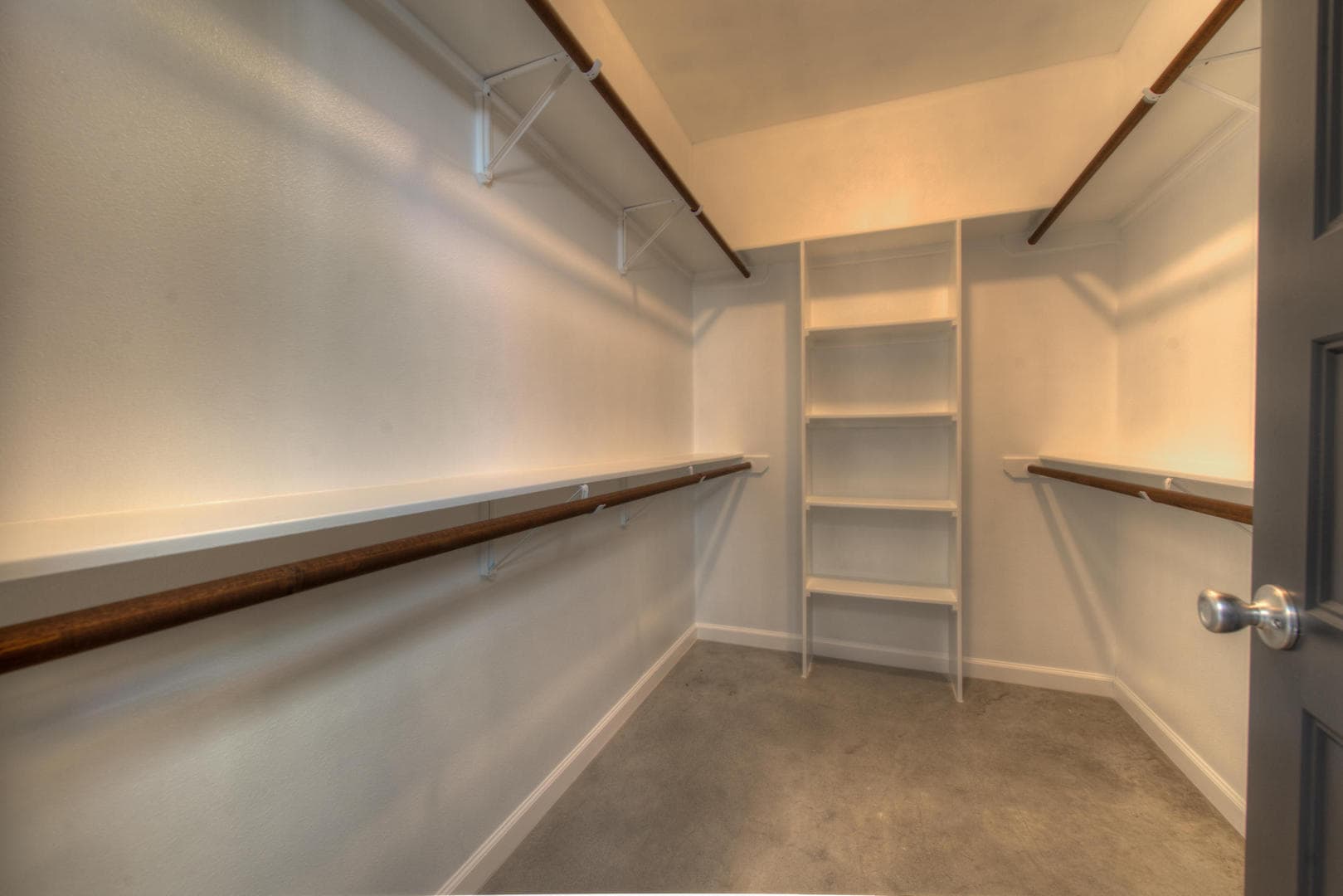 Austin Apartment: 3704 Harmon Ave