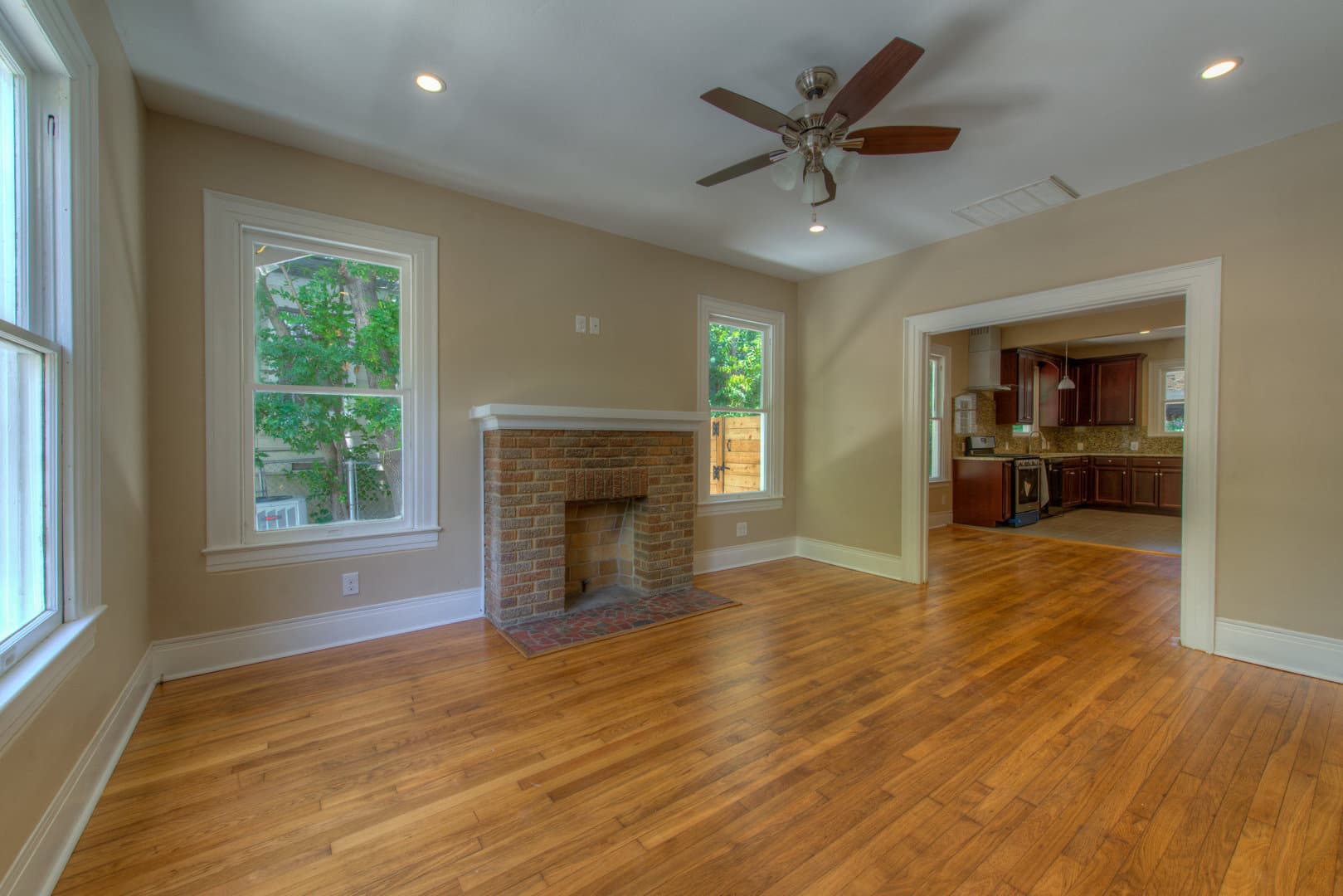 Austin House: 3211 Hampton Rd