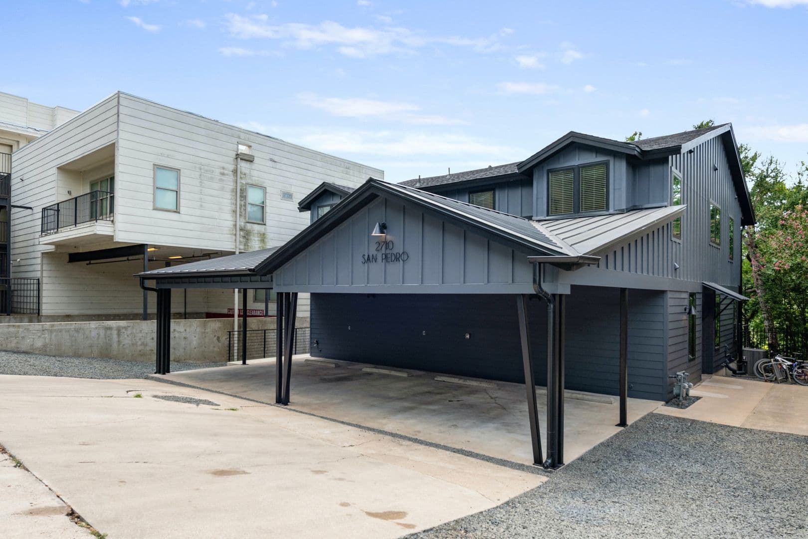 Austin Apartment: 2710 San Pedro Street