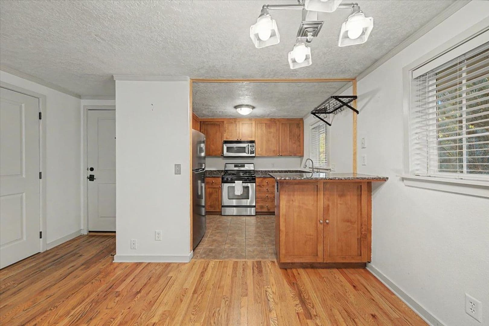 Boise House: 407 W Village Ln