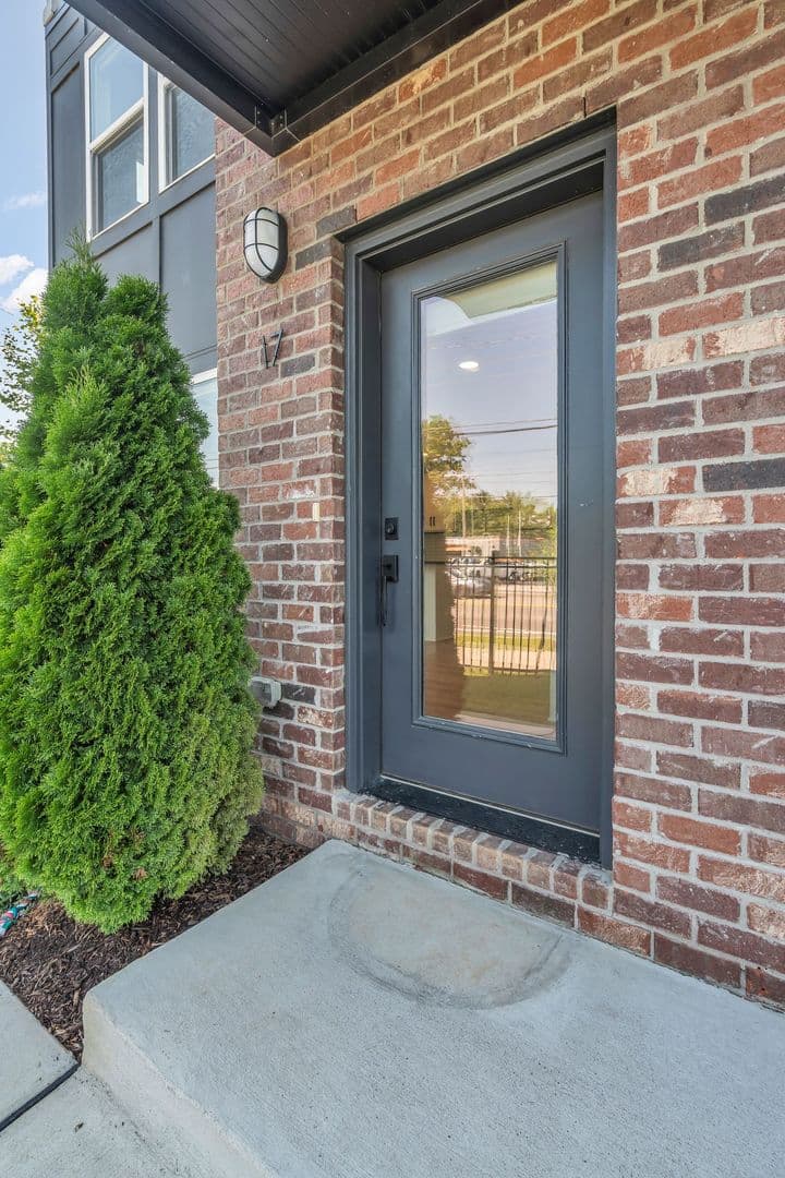Nashville Condo: 102 Duke Street