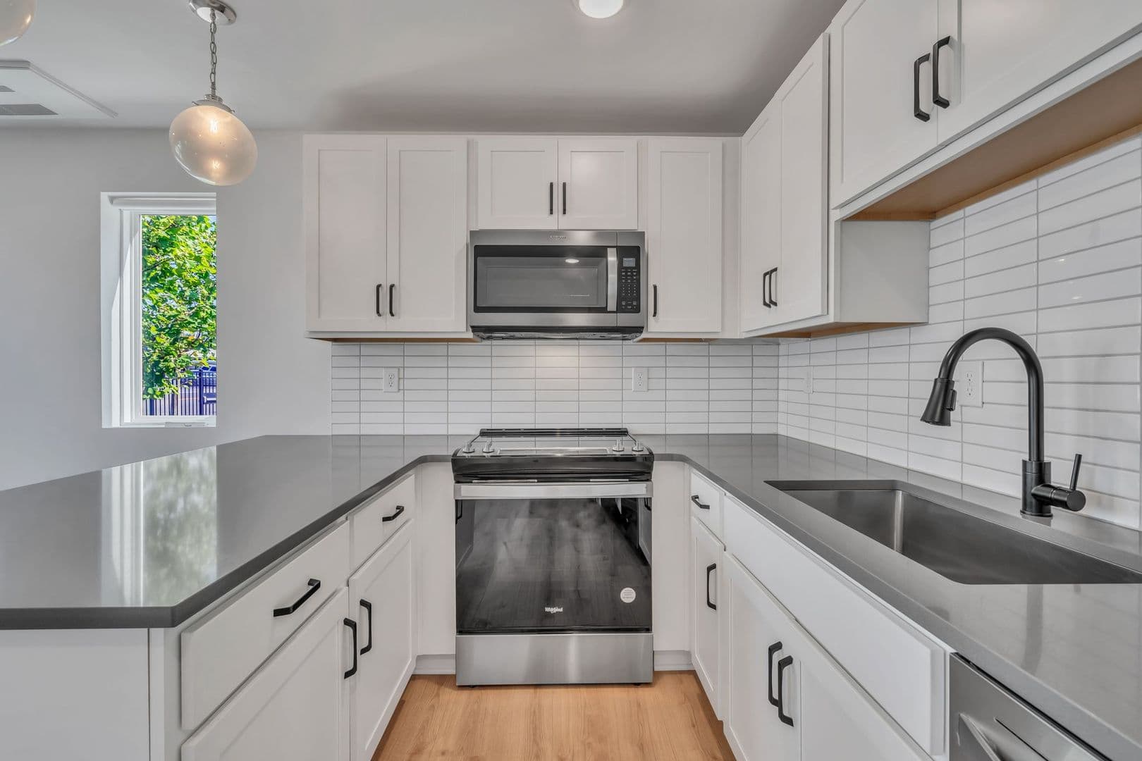 Nashville Condo: 102 Duke Street