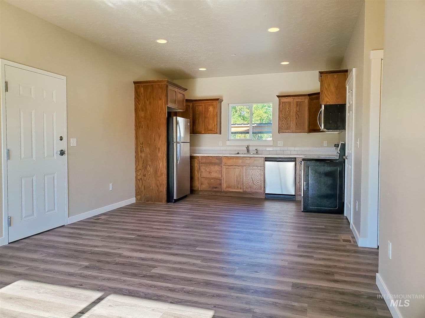 Payette Apartment: 1011 Pirate Cove
