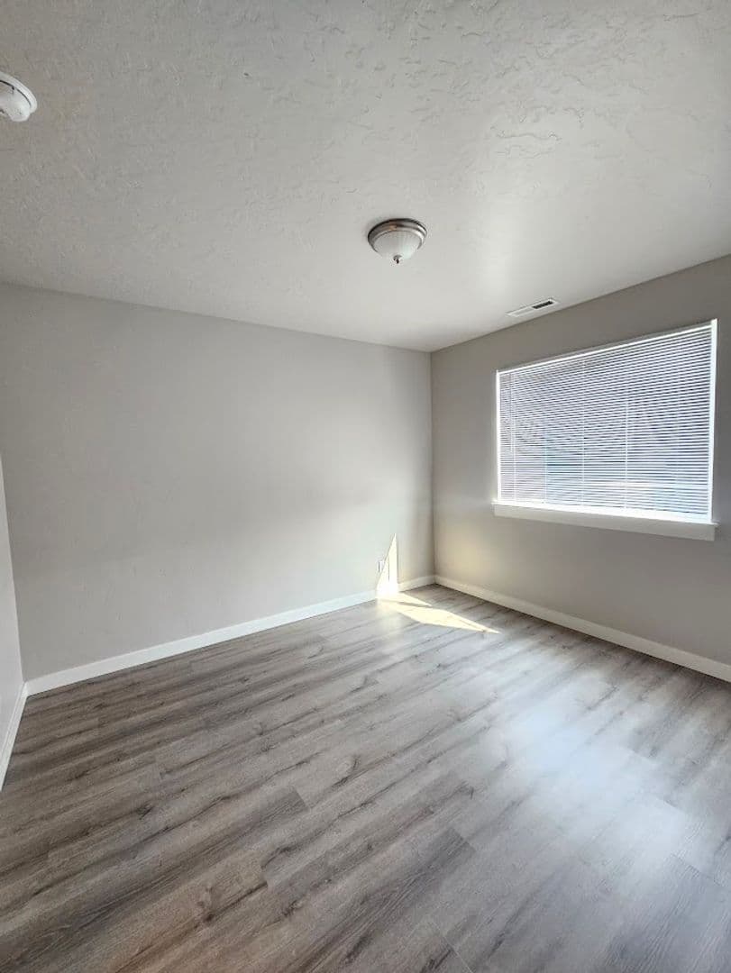 Payette Apartment: 1011 Pirate Cove