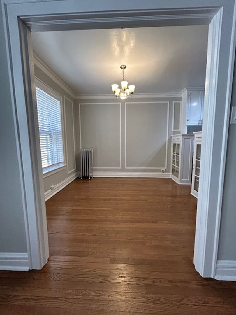 Chicago Apartment: 1600 W. Granville Apt-3H