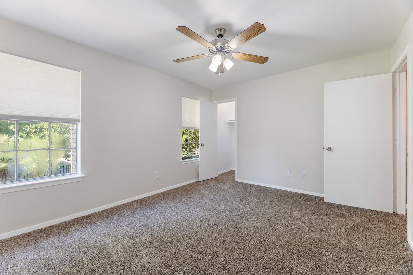 Taylor Apartment: 210 W. Lake Drive