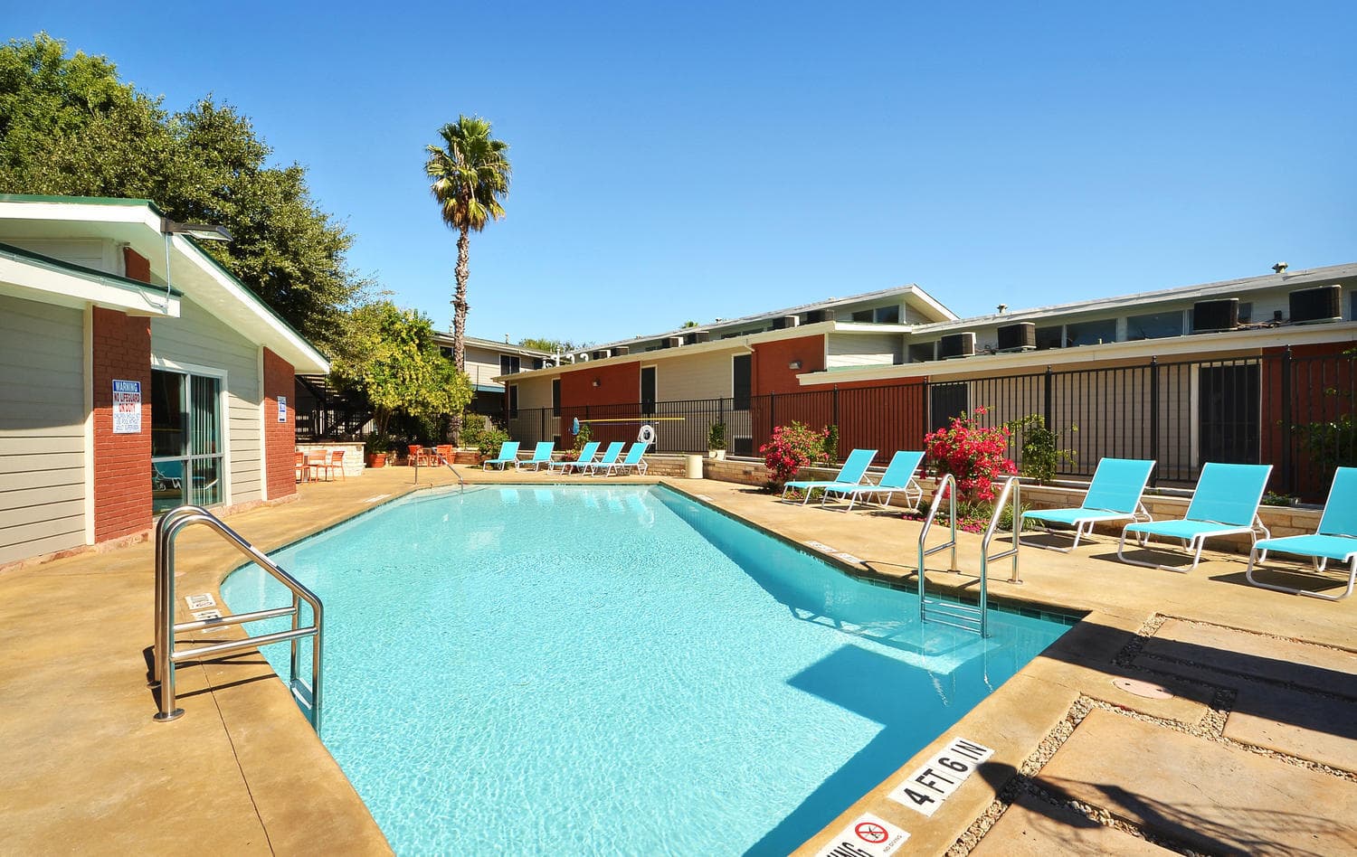 Austin Apartment: 1900 Burton Dr