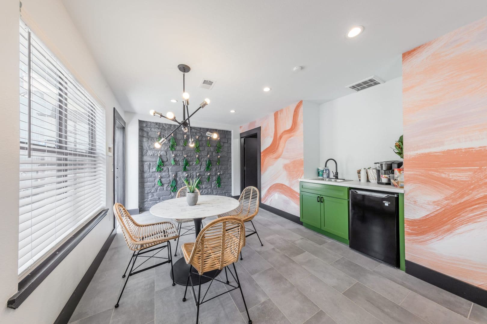 San Marcos Apartment: 1623 Aquarena Springs Drive