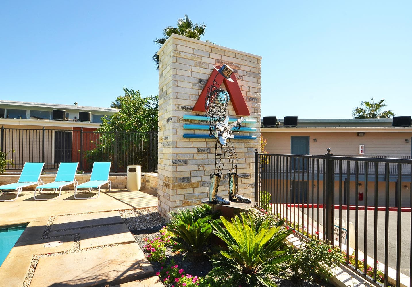 Austin Apartment: 1900 Burton Dr