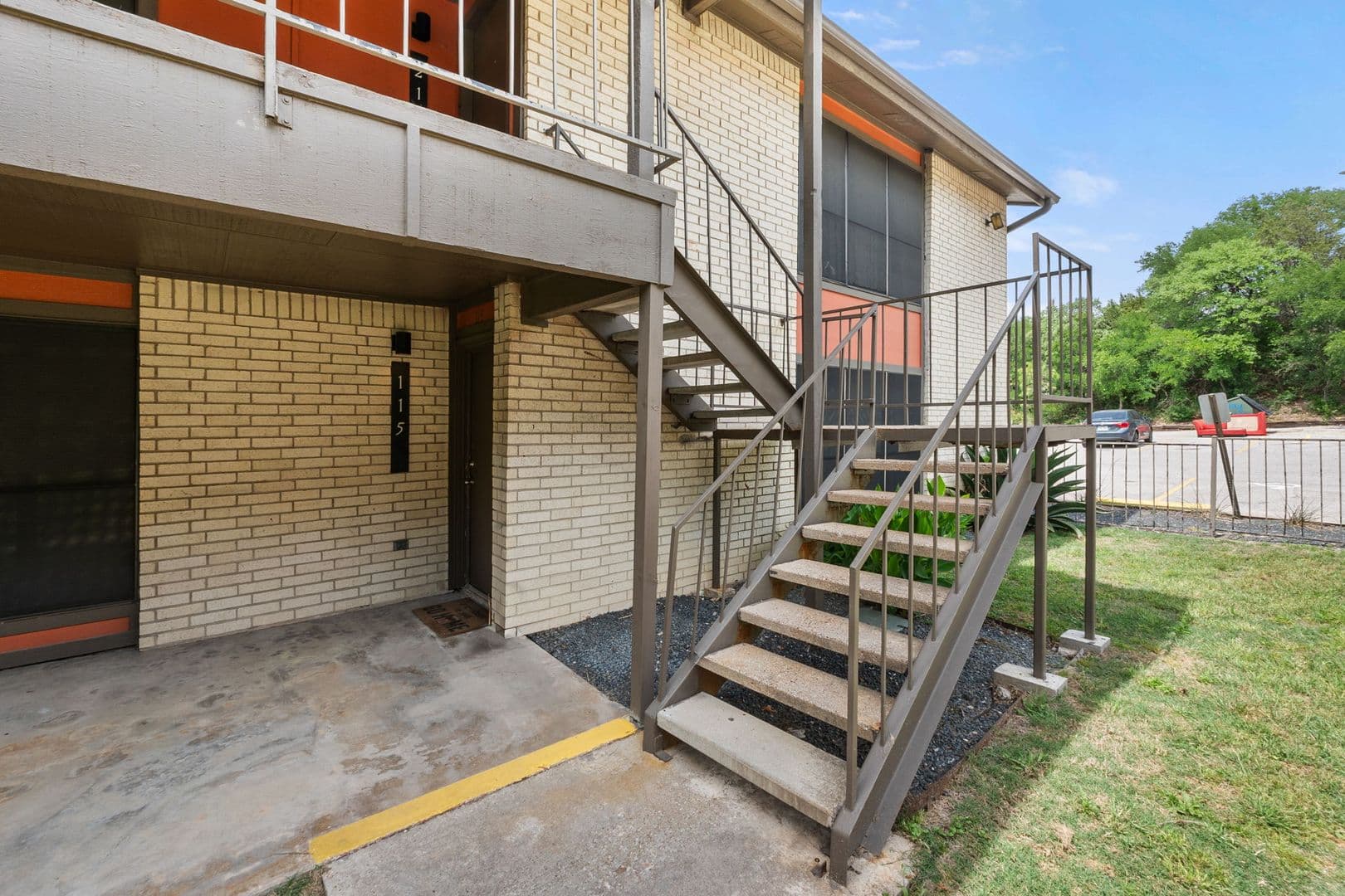 Austin Apartment: 2001 South IH 35