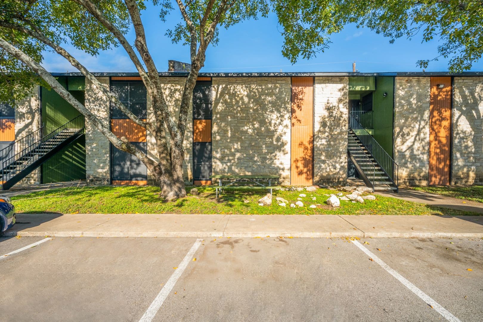 San Marcos Apartment: 1623 Aquarena Springs Drive