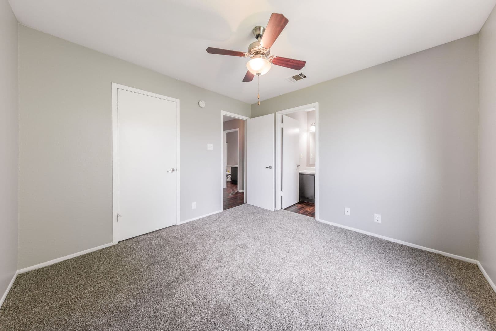 San Marcos Apartment: 1623 Aquarena Springs Drive