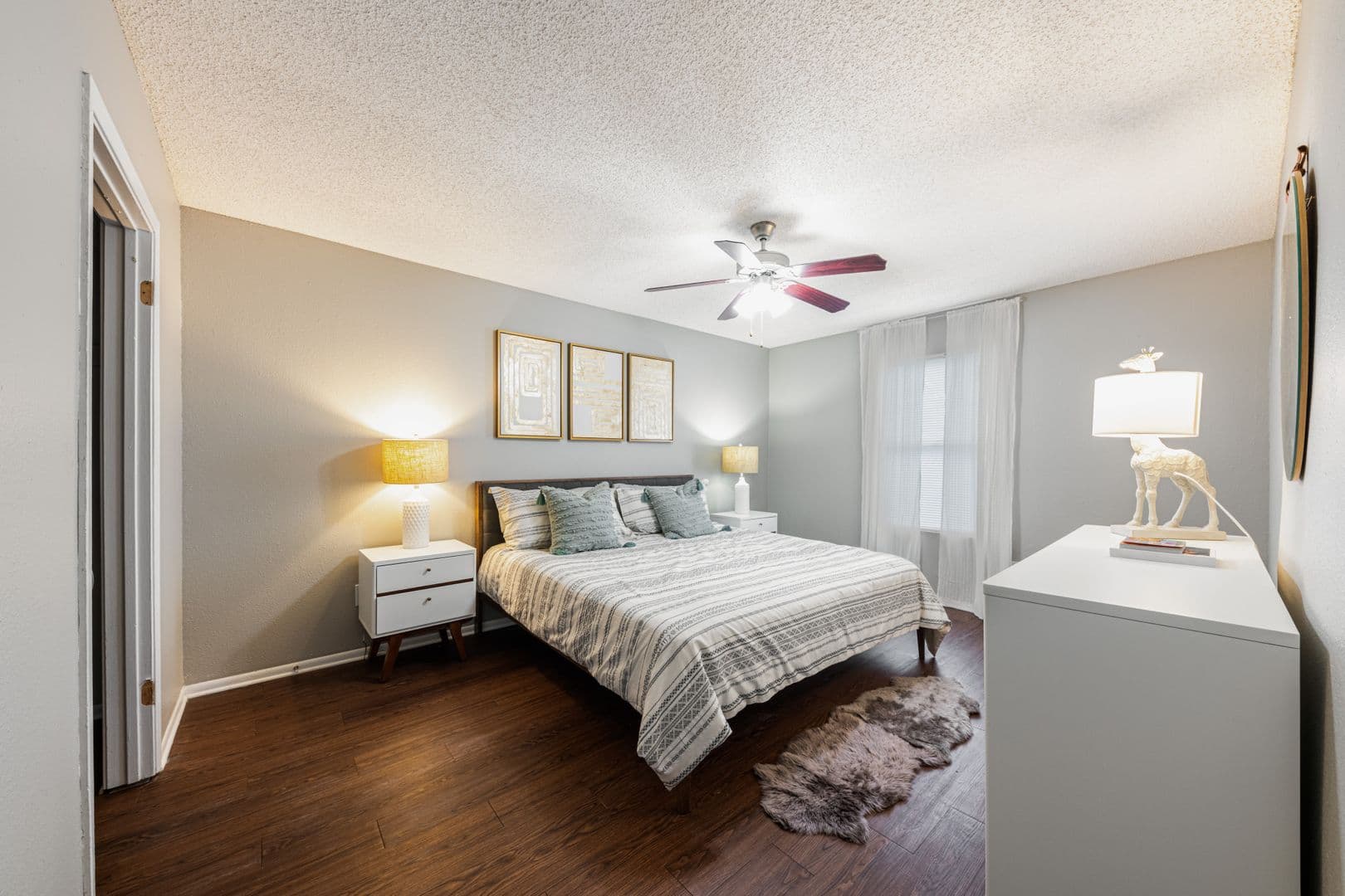 Austin Apartment: 1720 Woodward Street