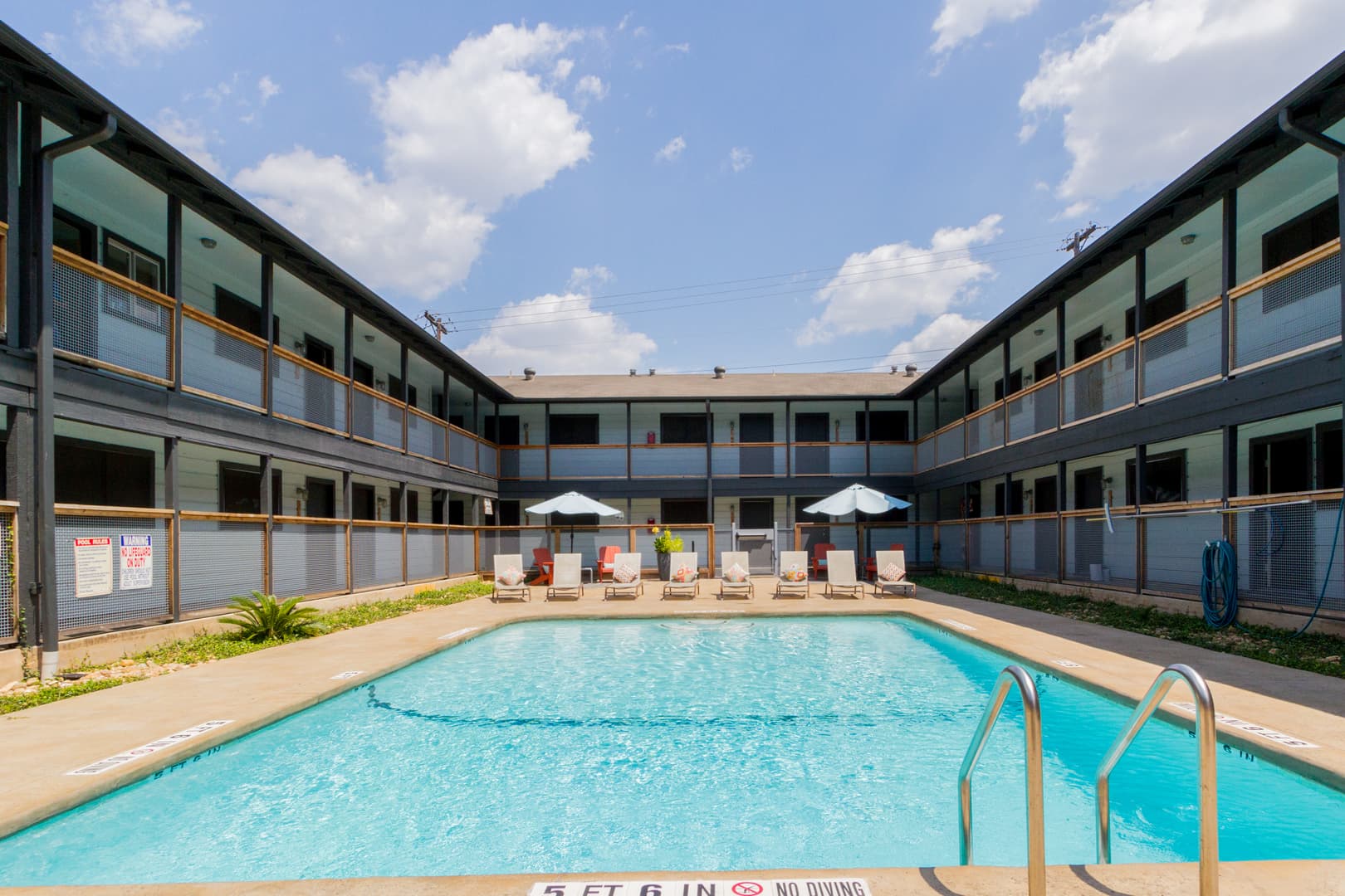 Austin Apartment: 1801 Fortview Road