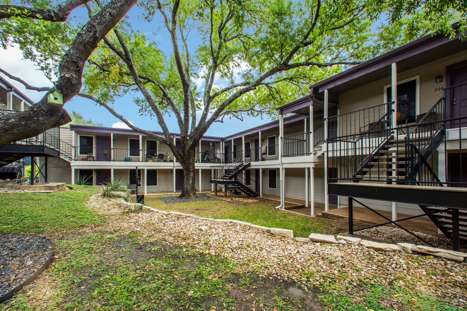 Austin Apartment: 1720 Woodward Street