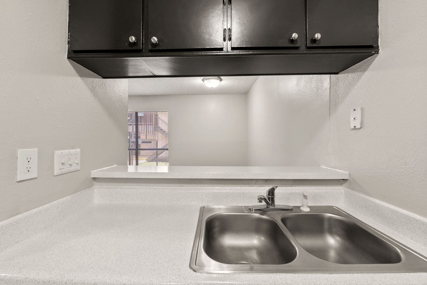 Austin Apartment: 2001 South IH 35