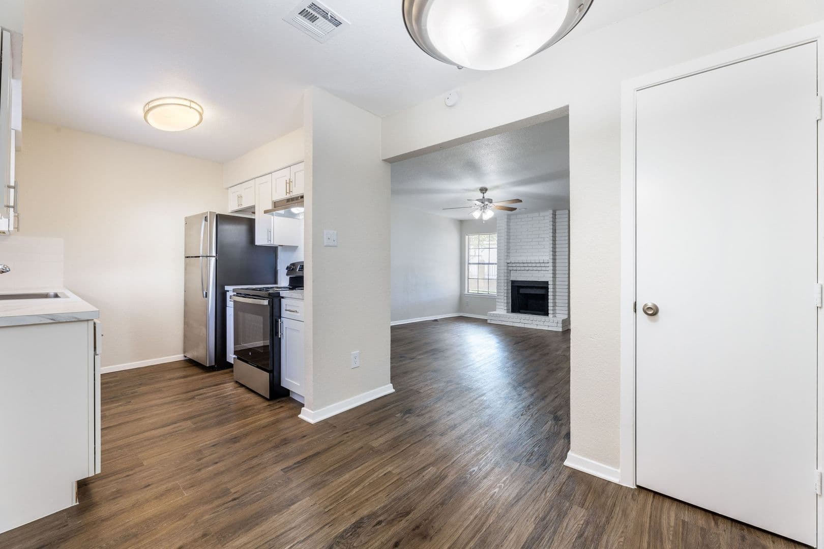 Taylor Apartment: 210 W. Lake Drive