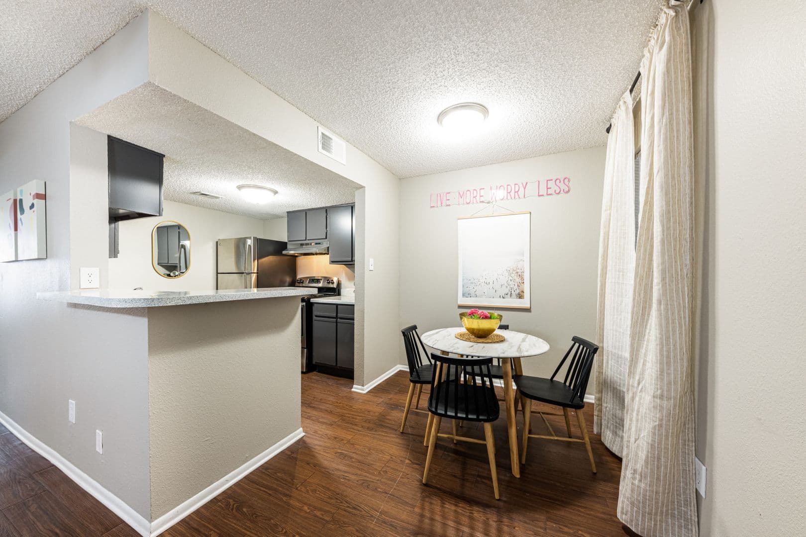 Austin Apartment: 1720 Woodward Street