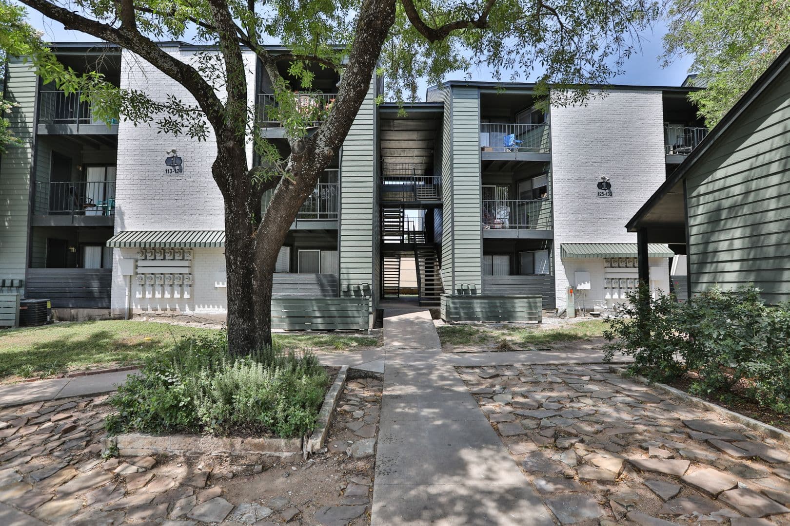 Austin Apartment: 8001 Gessner Drive