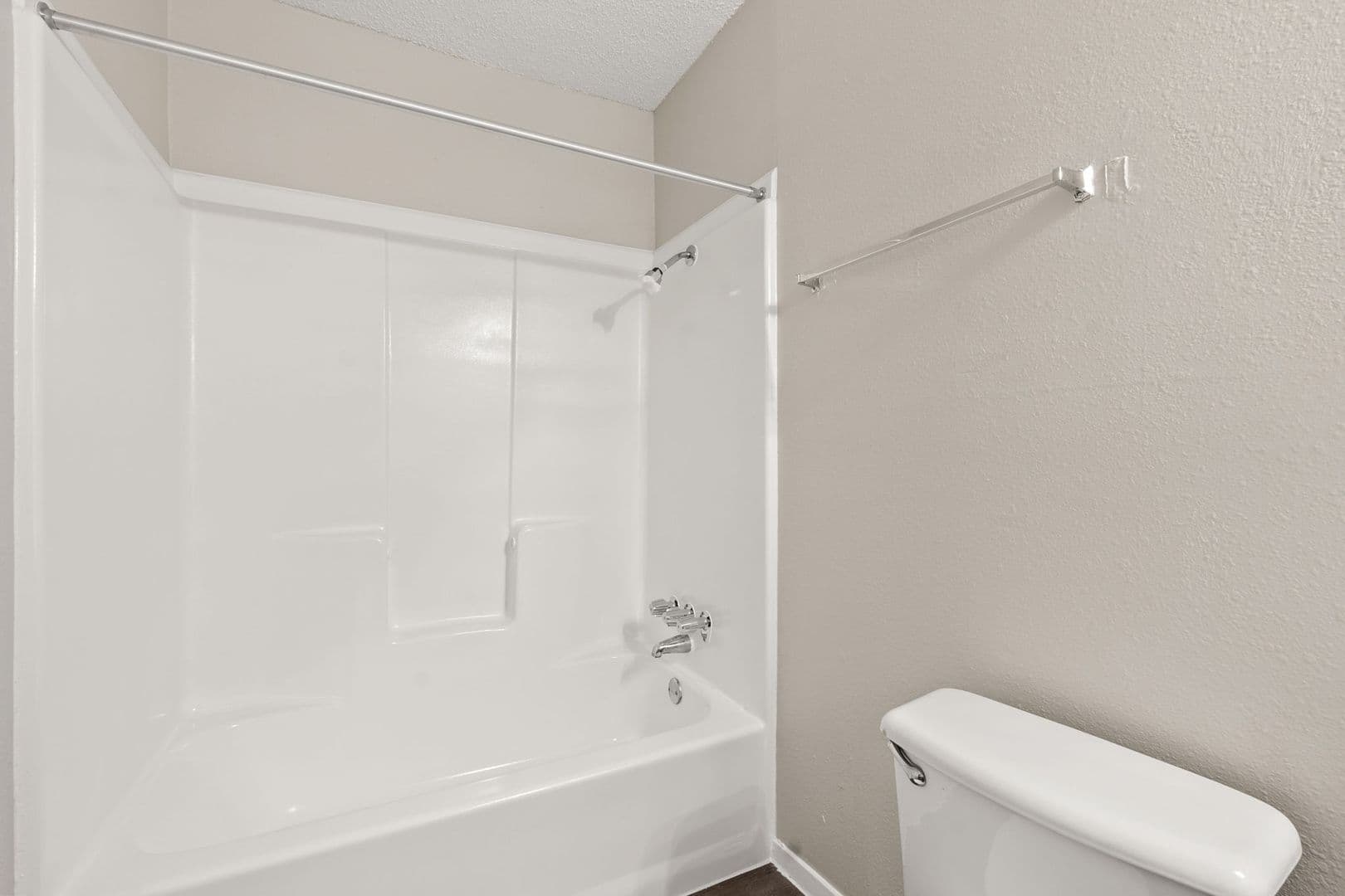 Austin Apartment: 2001 South IH 35