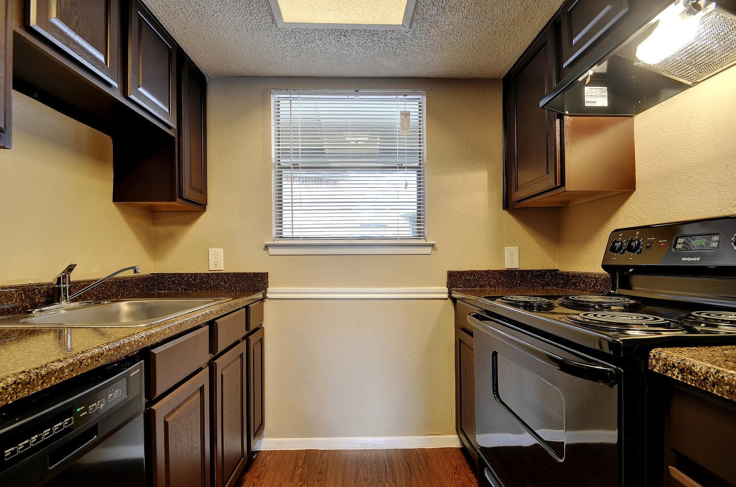 Austin Apartment: 2507 Burleson Rd