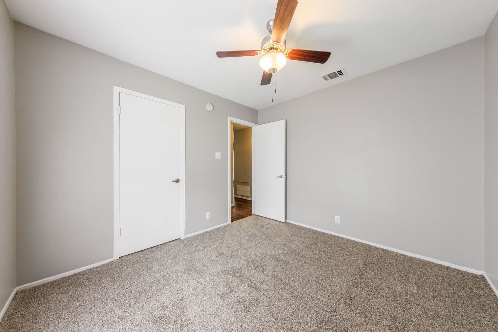 San Marcos Apartment: 1623 Aquarena Springs Drive