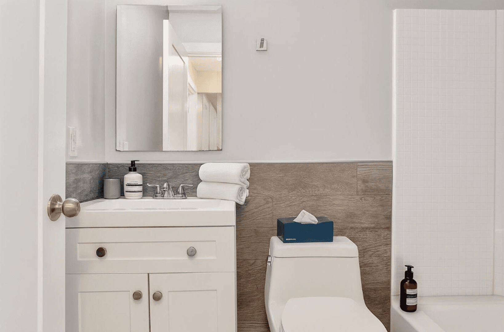 New Haven Apartment: 58 Fountain St  - 204