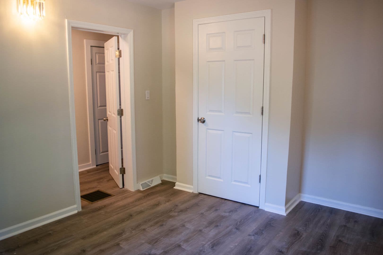 New Haven House: 17 Market Street