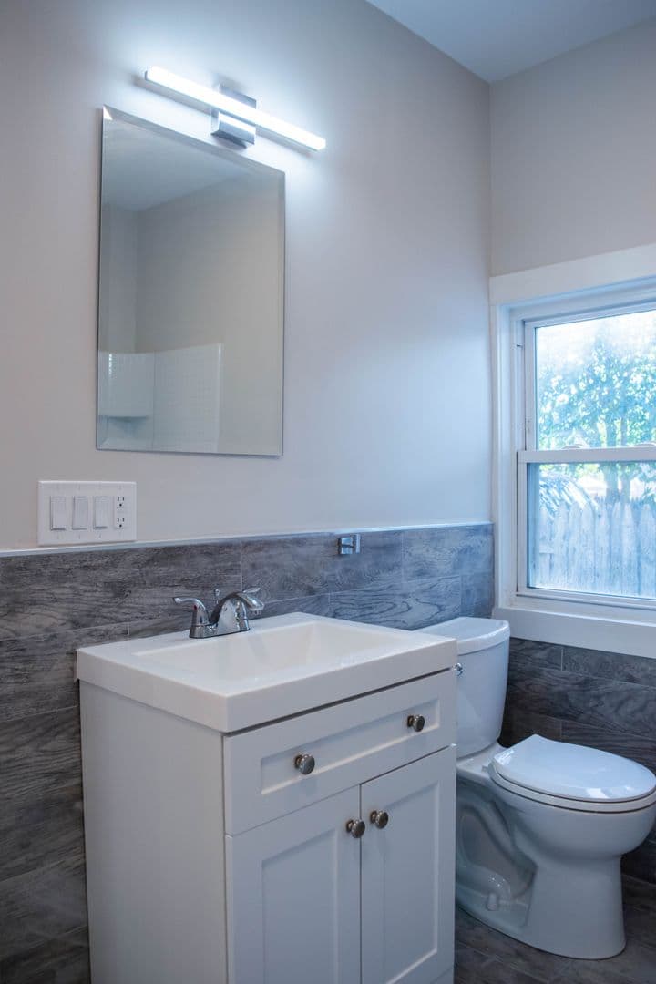 New Haven House: 17 Market Street