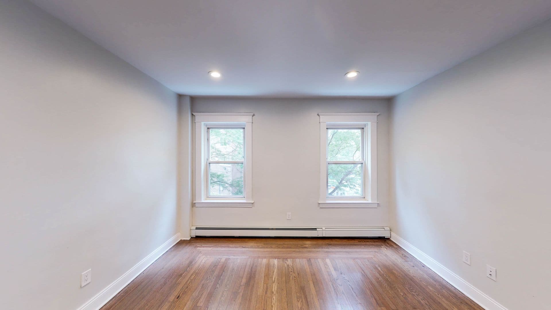 New Haven Apartment: 90 Bristol St