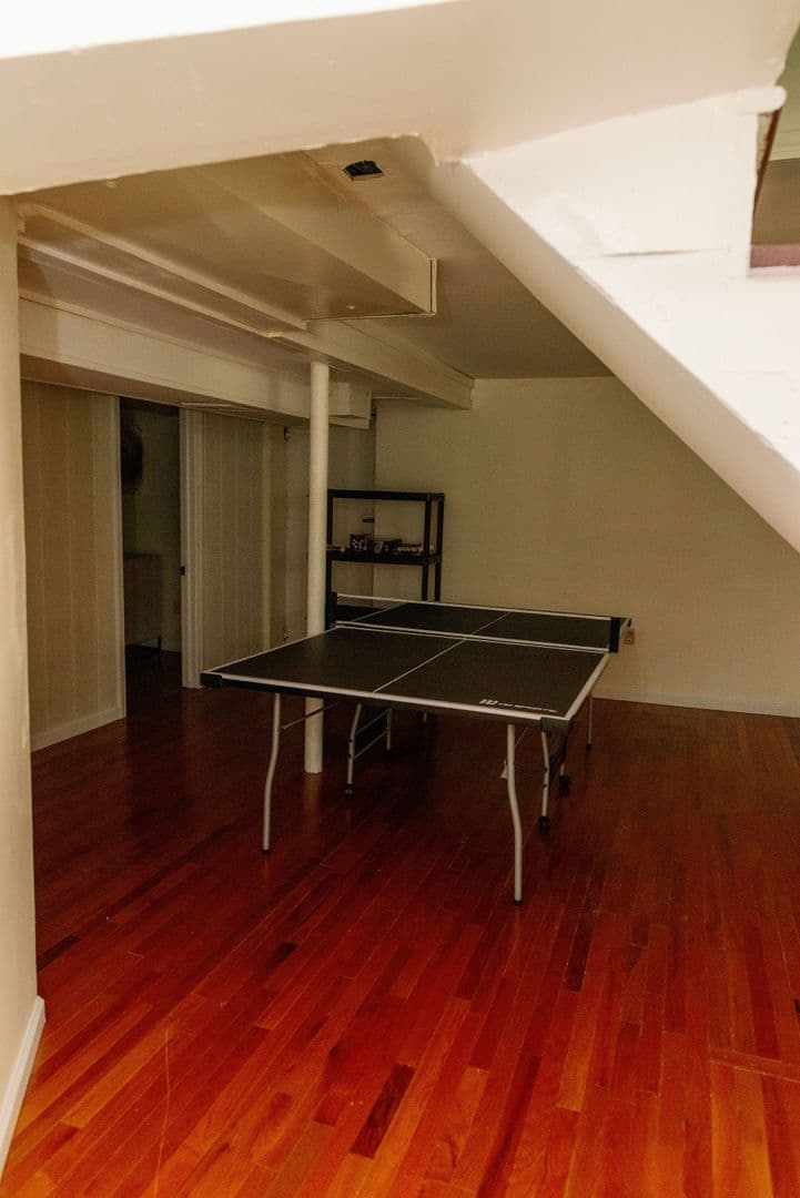 NEW HAVEN House: 409 NORTON PARKWAY