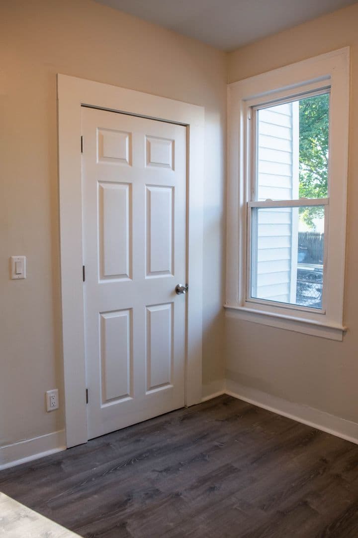 New Haven House: 17 Market Street