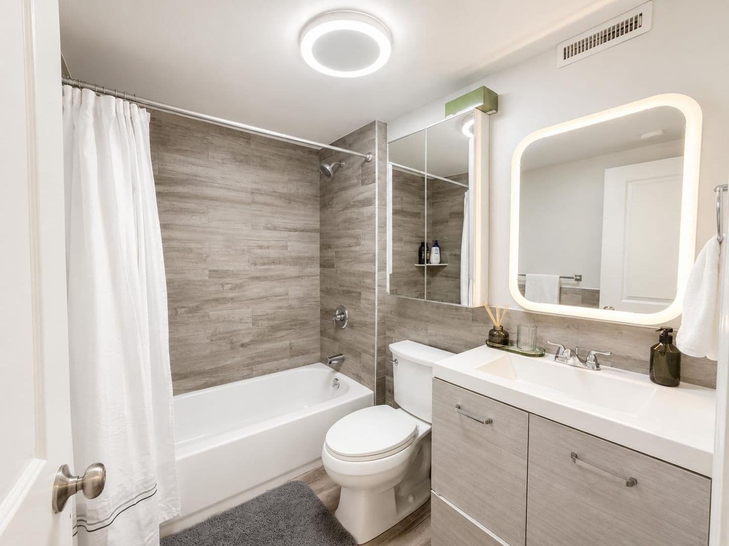 New Haven Apartment: 171 olive ST