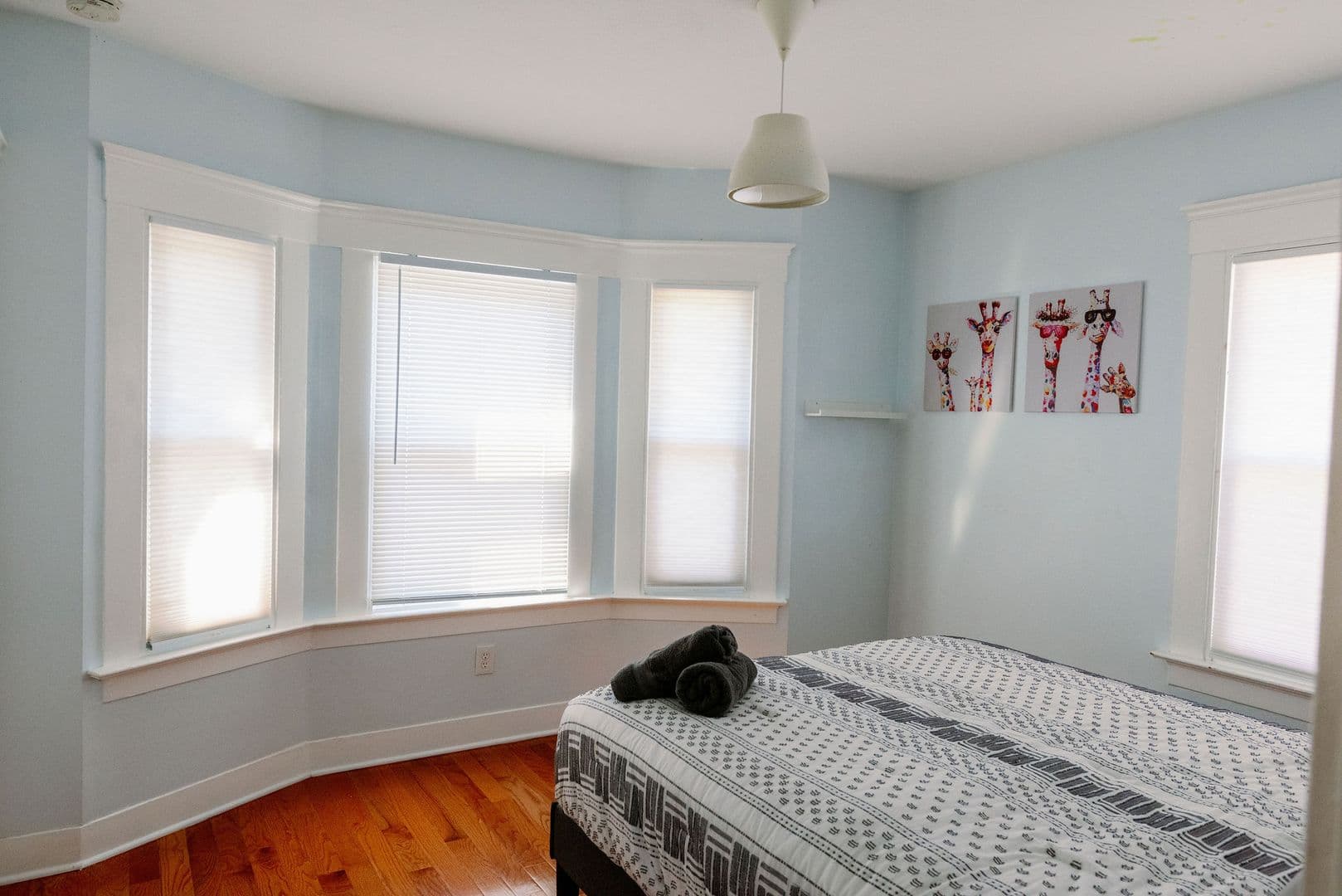 NEW HAVEN House: 409 NORTON PARKWAY