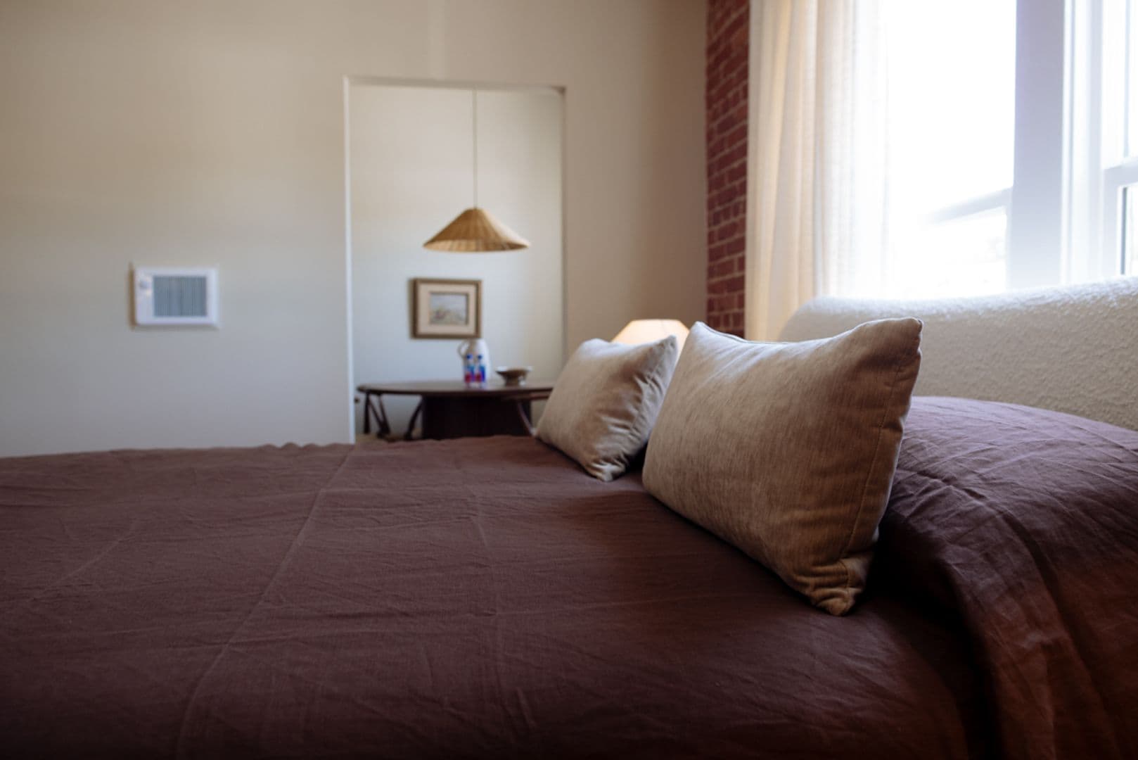 Los Angeles Apartment: 1825 N Cahuenga Blvd.