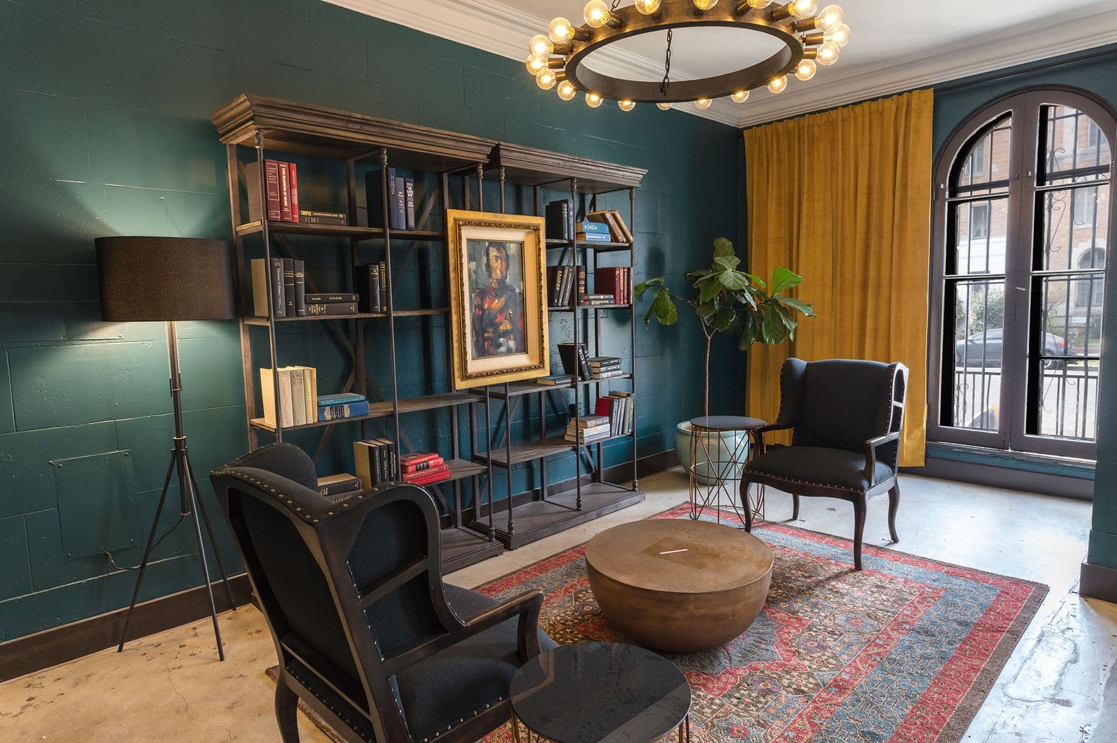 Los Angeles Apartment: 530 S Kenmore Ave.