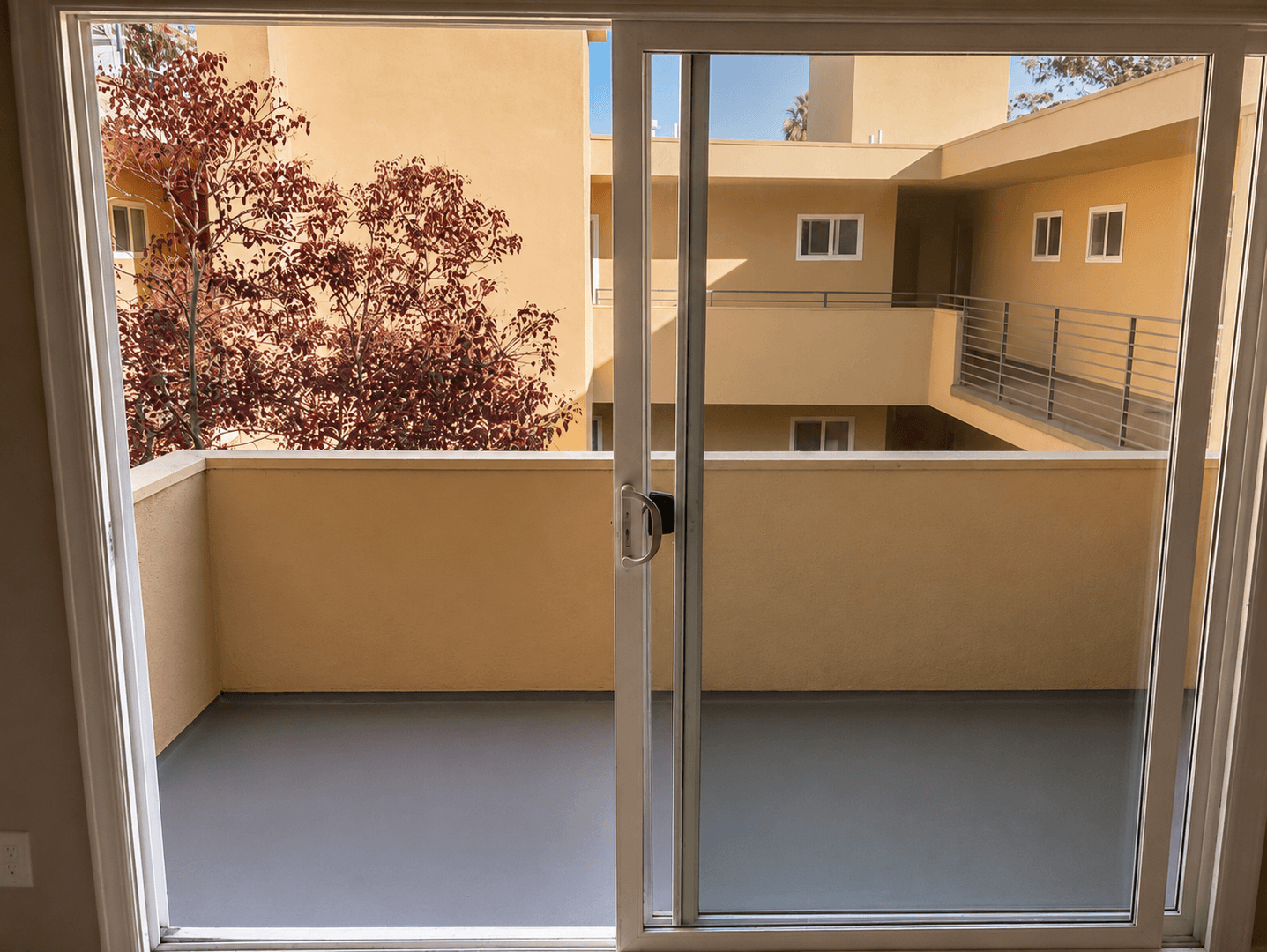 Los Angeles Apartment: 1825 N Cherokee Ave.