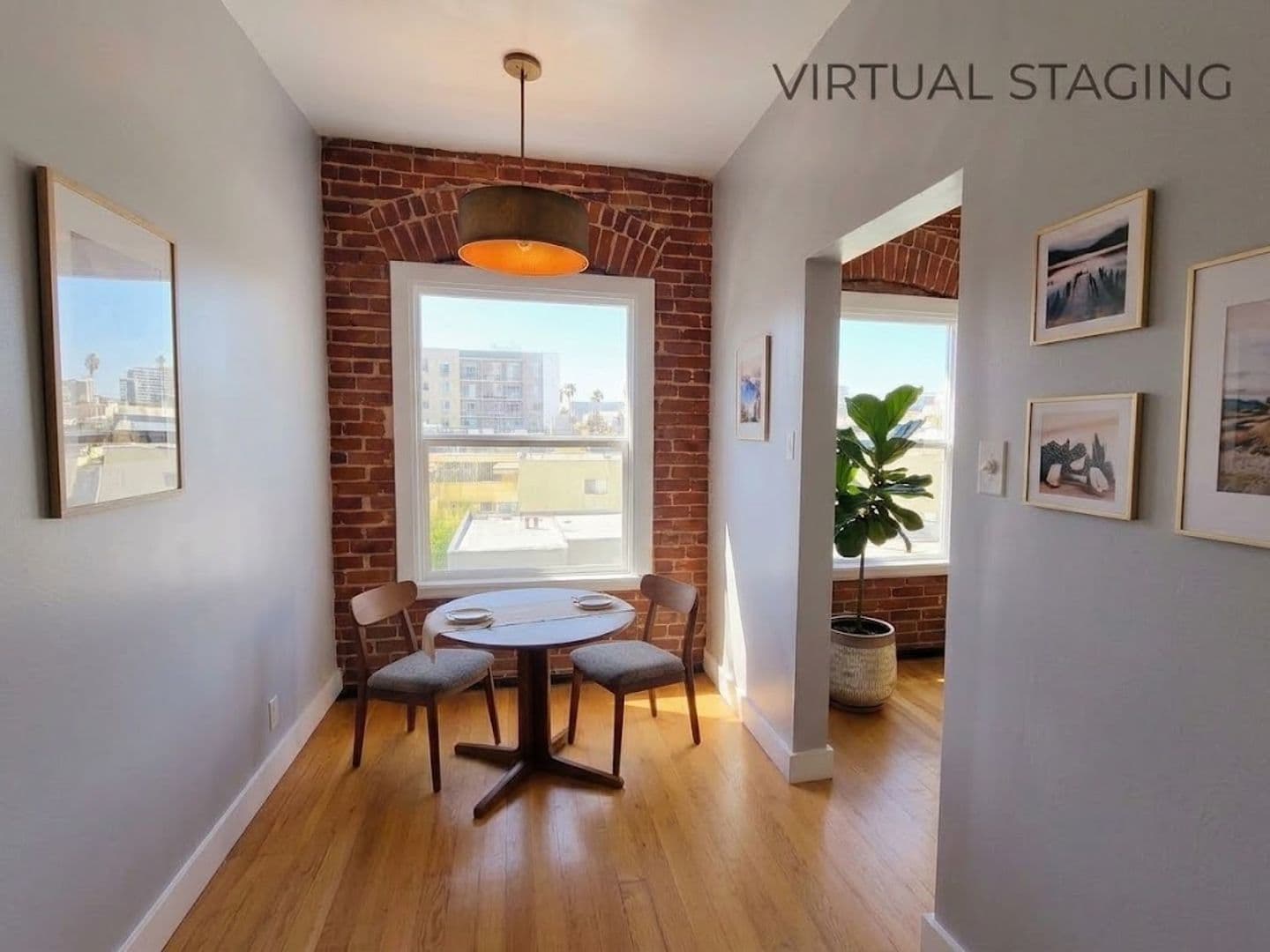 Los Angeles Apartment: 407 S Kenmore Ave.