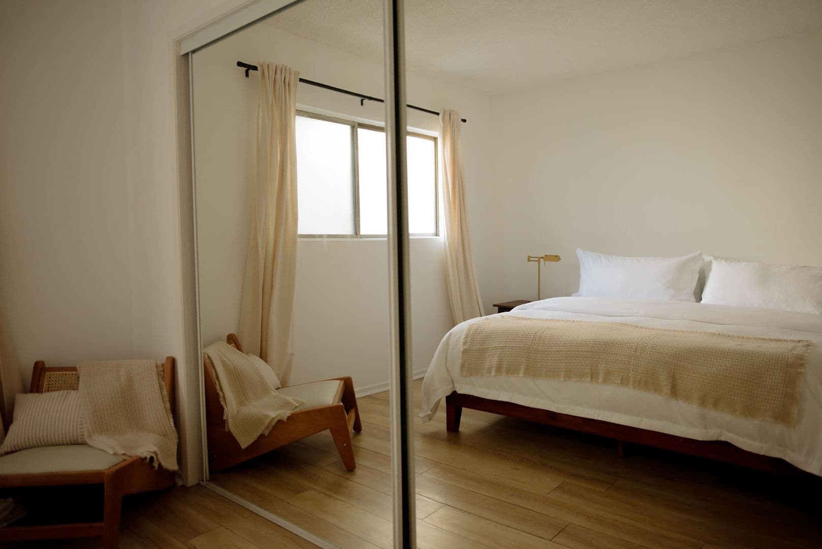 Los Angeles Apartment: 1825 N Cherokee Ave.