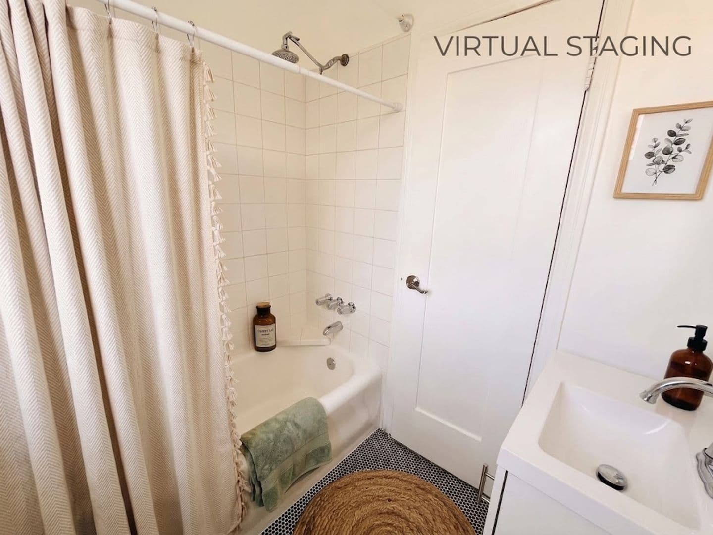 Los Angeles Apartment: 407 S Kenmore Ave.