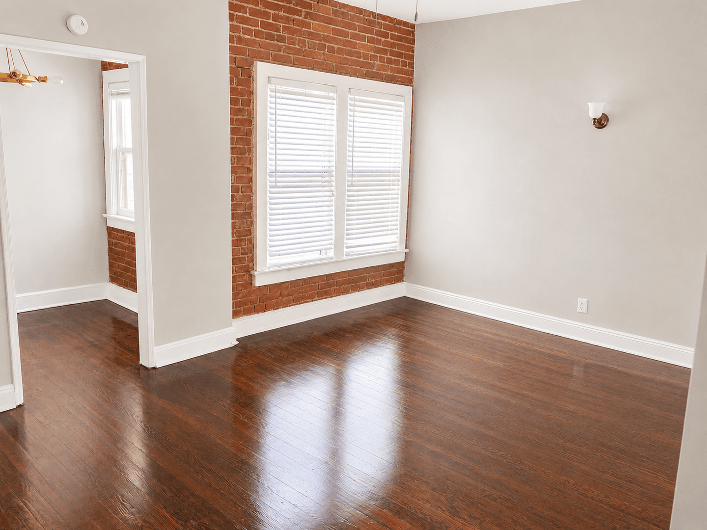Los Angeles Apartment: 1825 N Cahuenga Blvd.