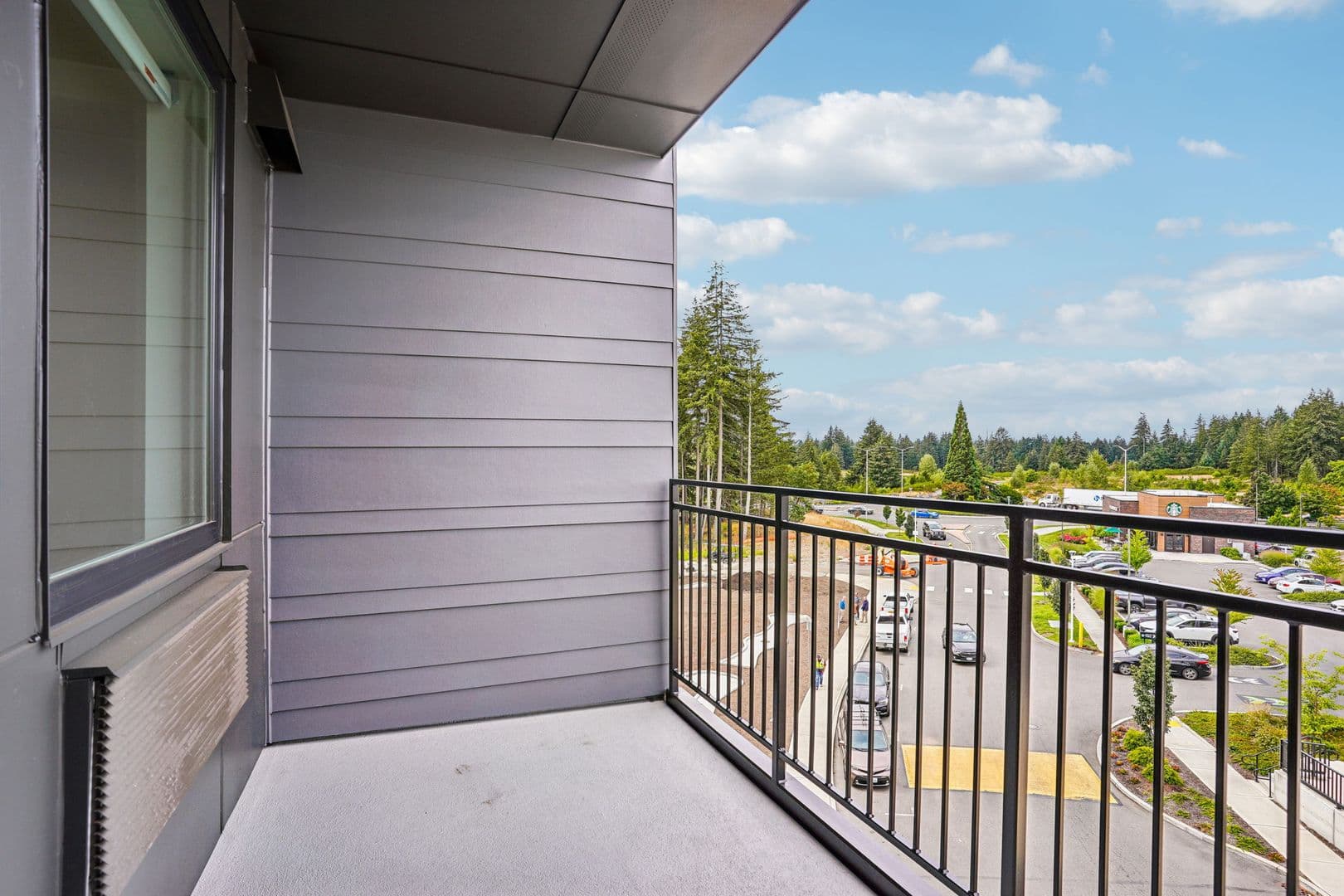 Lacey Apartment: 2463 Hogum Bay Rd NE