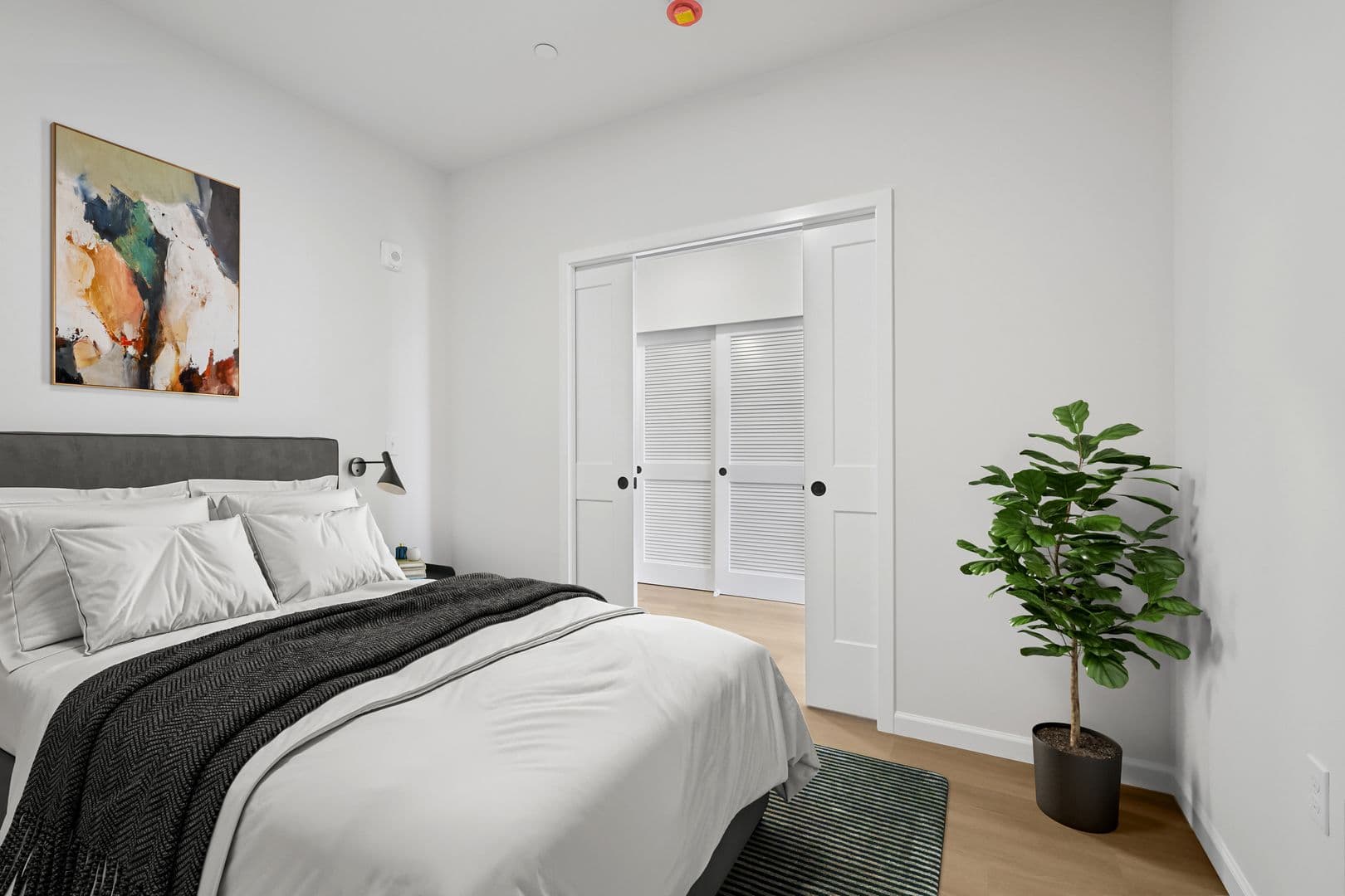 Lacey Apartment: 2463 Hogum Bay Rd NE