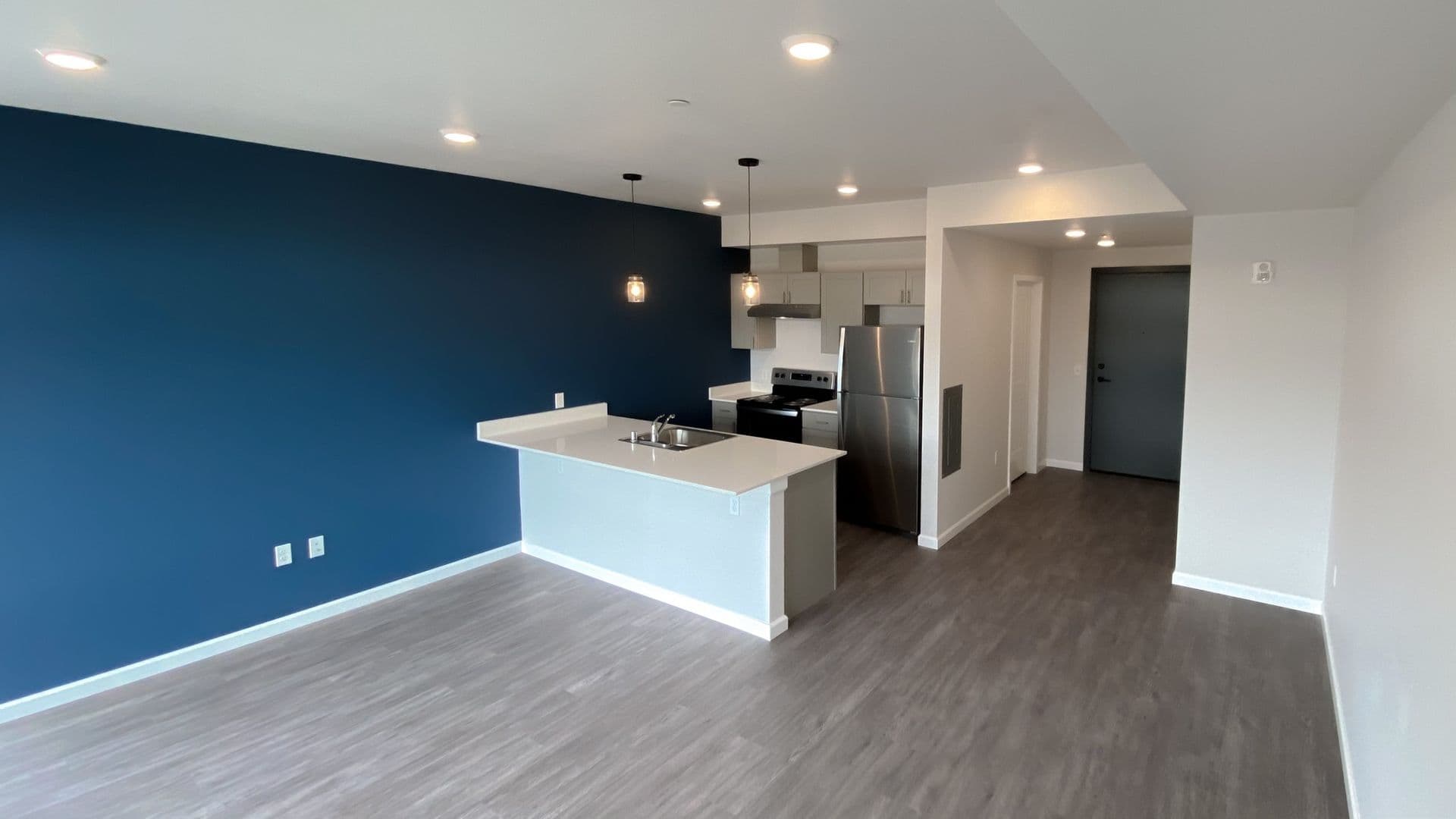 Olympia Apartment: 510 State Ave NE