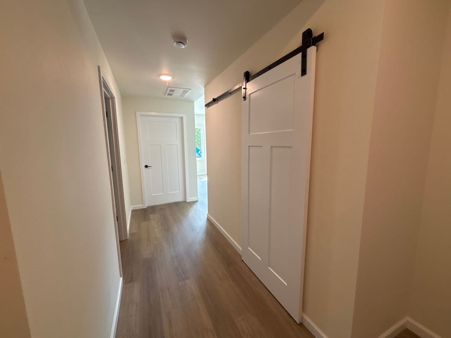 Olympia Apartment: 401 Union Ave SE