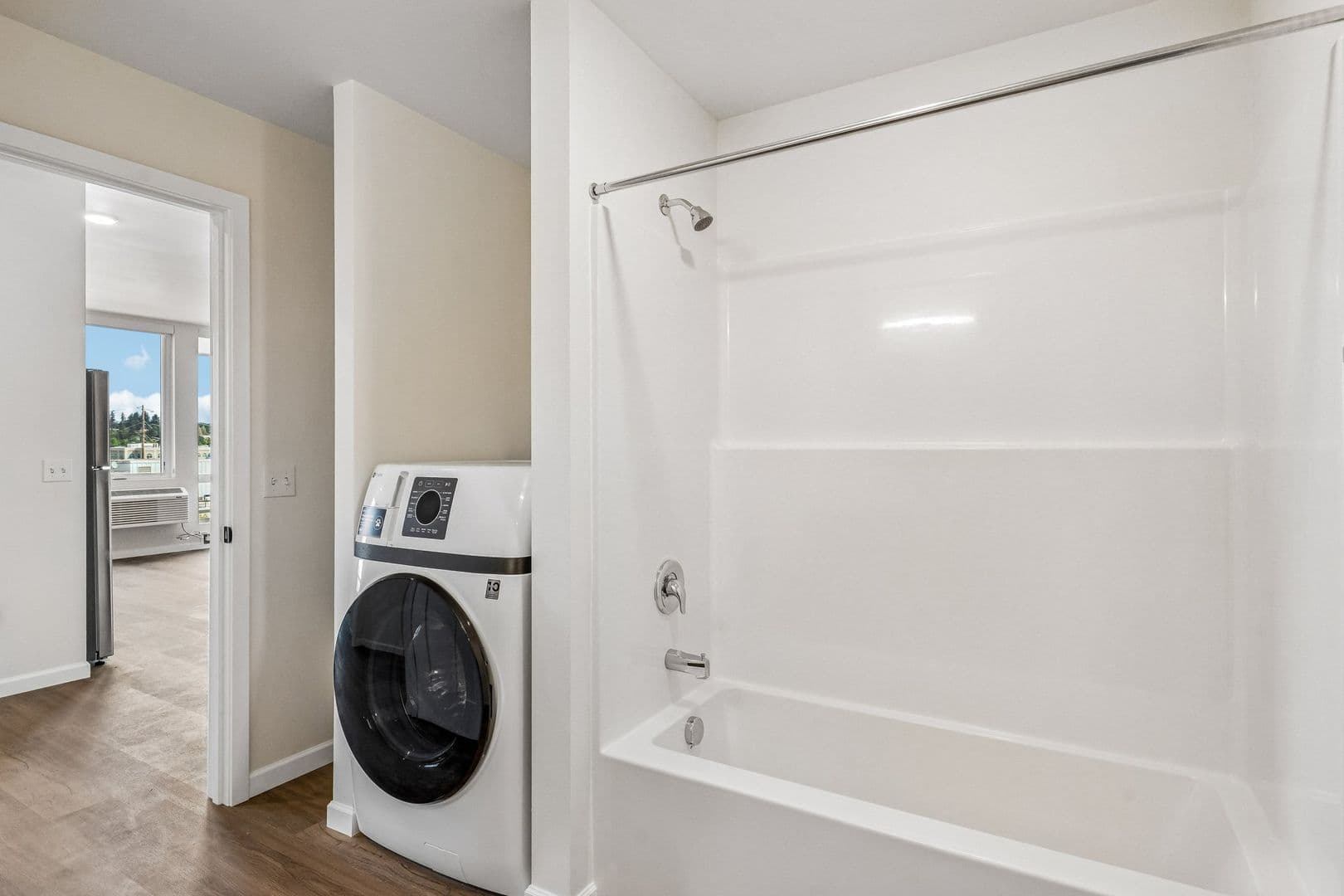 Olympia Apartment: 401 Union Ave SE