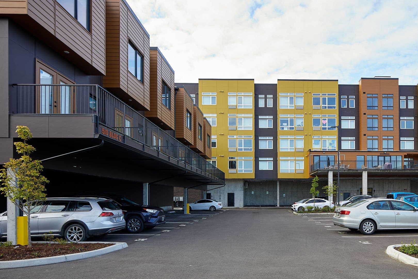 Olympia Apartment: 510 State Ave NE