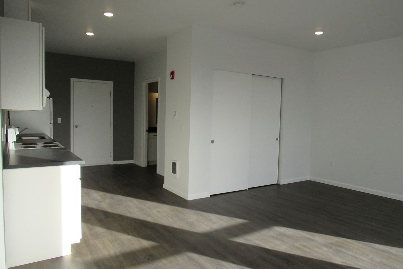 Olympia Apartment: 322 5th Ave SE