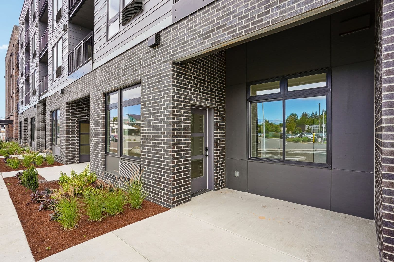 Lacey Apartment: 2463 Hogum Bay Rd NE